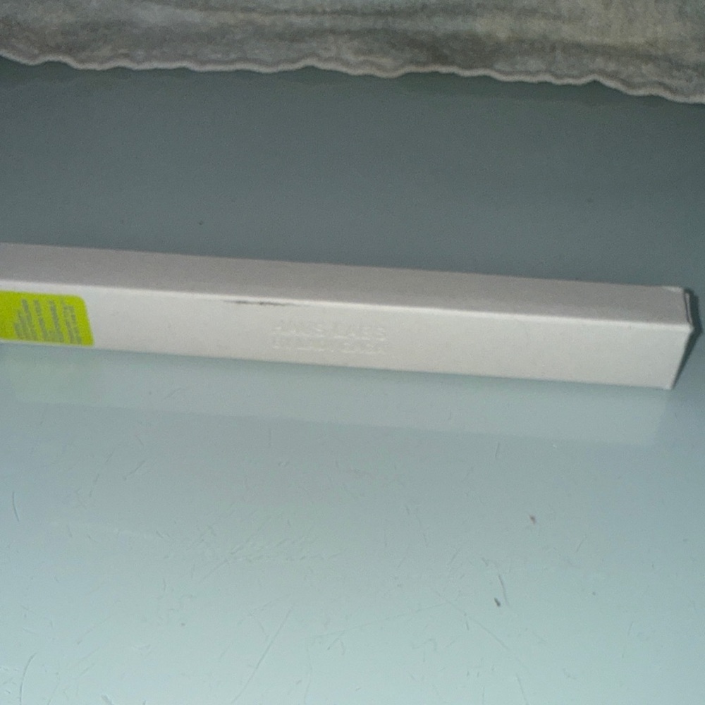 Haus Labs By Lady Gaga Eyeliner - Chartreuse Matte